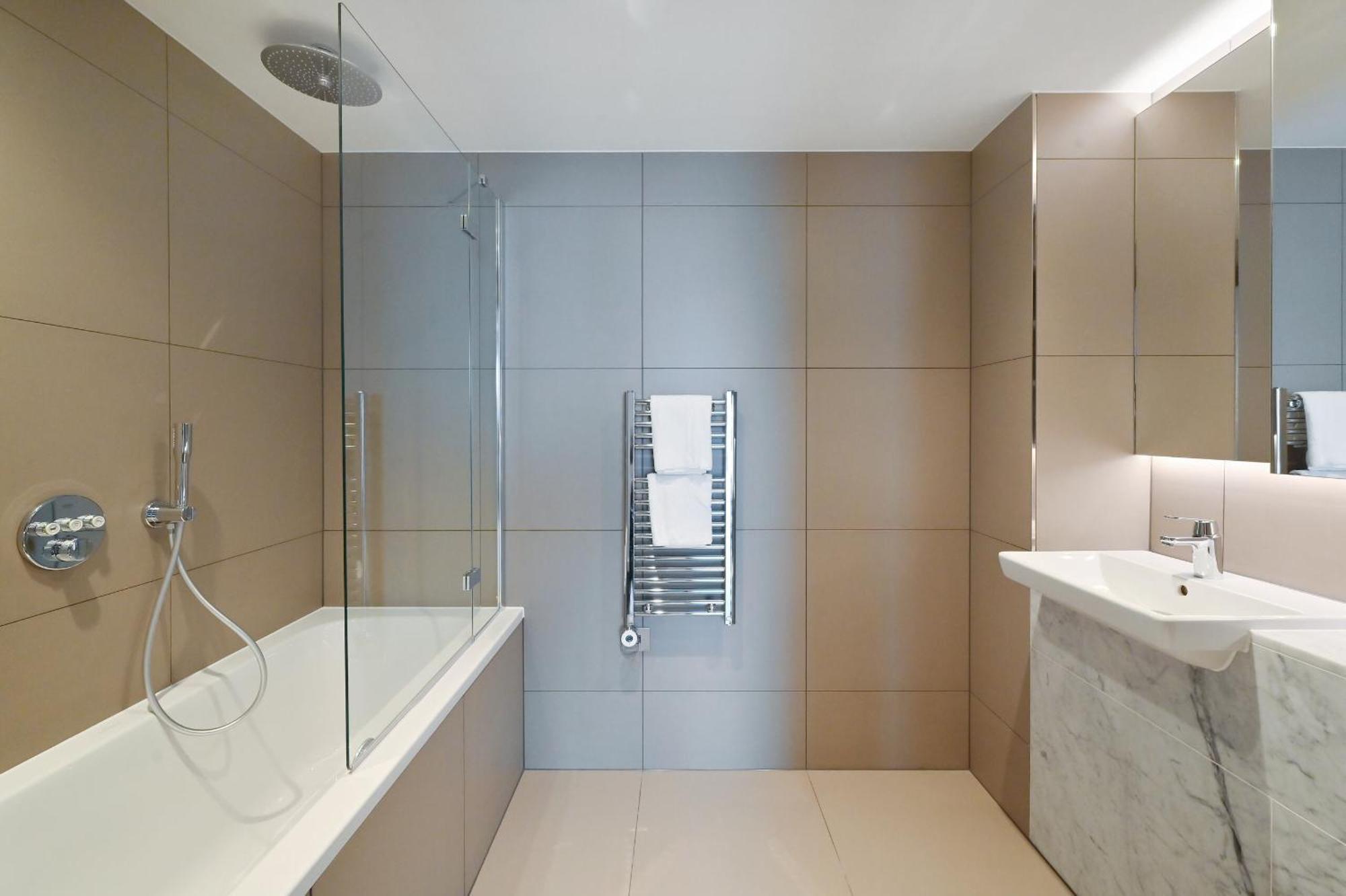 Access Tower Hill Apartment London Ngoại thất bức ảnh